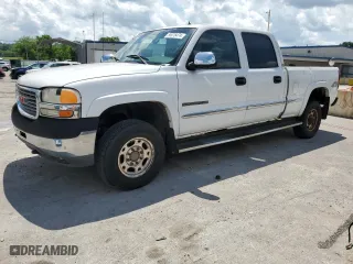 2001 GMC Sierra 2500HD SLE with VIN 1GTHK23U71F108542, listed as a Copart auction lot 87044984 with 406,244 mi miles and Salvage Title. Bid and sale history available at carsss.com. Image 1.