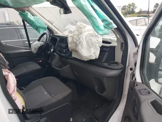 2020 Ford Transit Cargo с VIN 1FTBR2C86LKA34576, выставлен на аукционе IAAI как лот 40383985 с пробегом 54 377 миль миль и . История ставок и продаж доступна на DreamBid. Изображение 5.