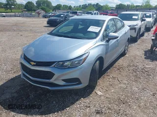 2017 Chevrolet Cruze LS z VIN 1G1BC5SM3H7210519, wystawiony jako IAAI lot #42163047 z przebiegiem 100 103 mil mil oraz . Historia ofert i sprzedaży dostępna na DreamBid. Obrazek 17.