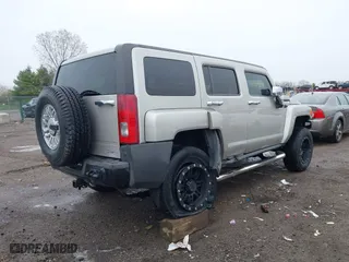 2006 Hummer H3 with VIN 5GTDN136168100264, listed as a IAAI auction lot 41909894 with 136,284 mi miles. Bid and sale history available at carsss.com. Image 4.