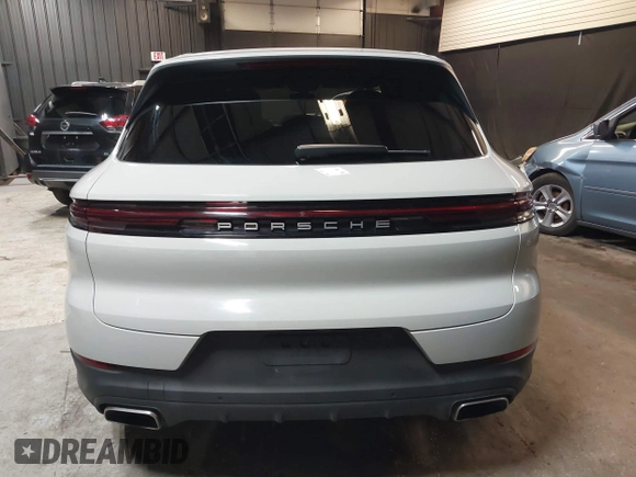 2024 Porsche Cayenne z VIN WP1AA2AY5RDA01585, wystawiony jako IAAI lot #41908153 z przebiegiem 15 559 mil mil oraz . Historia ofert i sprzedaży dostępna na DreamBid. Obrazek 16.