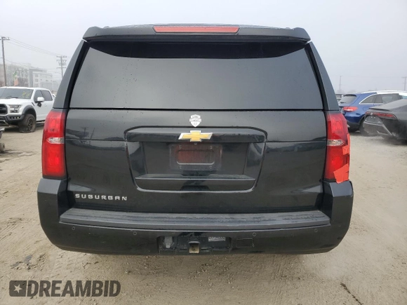 2015 Chevrolet Suburban LS z VIN 1GNSCHKC5FR250108, wystawiony jako Copart lot #47133585 z przebiegiem 188 099 mil mil oraz Czysty tytuł • Clean title. Historia ofert i sprzedaży dostępna na DreamBid. Obrazek 6.