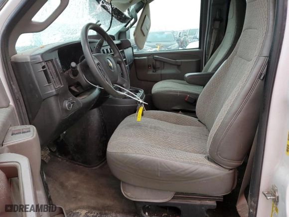 2017 Chevrolet Express Passenger LT with VIN 1GAZGPFF7H1225215, listed as a Copart auction lot 47135935 with 161,084 mi miles and Salvage Title. Bid and sale history available at carsss.com. Image 7.