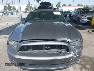 2013 Ford Mustang V6 с VIN 1ZVBP8AM2D5255551, выставлен на аукционе IAAI как лот 42587289 с пробегом 118 606 миль миль и . История ставок и продаж доступна на DreamBid. Изображение 6.
