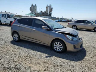 2013 Hyundai Accent GL with VIN KMHCT5AE3DU106562, listed as a Copart auction lot 52646635 with 188,015 mi miles and Salvage Title. Bid and sale history available at carsss.com. Image 4.