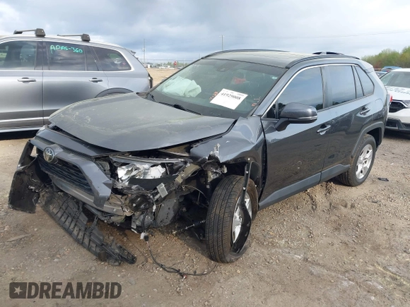 2020 Toyota RAV4 XLE with VIN 2T3P1RFV6LC124231, listed as a IAAI auction lot 41929008 with 49,592 mi miles. Bid and sale history available at carsss.com. Image 18.