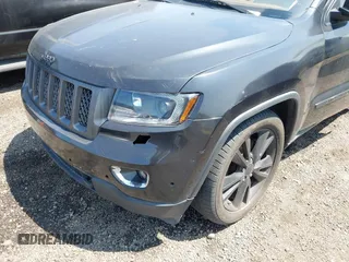 2011 Jeep Grand Cherokee Overland with VIN 1J4RR6GT9BC626061, listed as a IAAI auction lot 42372375 with 125,745 mi miles and . Bid and sale history available at DreamBid. Image 18.