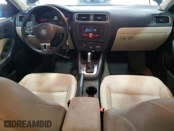 2011 Volkswagen Jetta SE with VIN 3VWDX7AJ4BM331741, listed as a Copart auction lot 87010944 with 244,547 mi miles and Clean title. Bid and sale history available at DreamBid. Image 8.