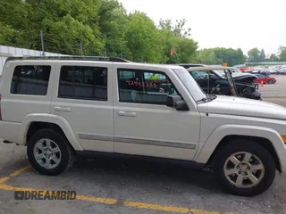 2008 Jeep Commander Limited with VIN 1J8HG58N08C190641, listed as a IAAI auction lot 42442380 with 194,114 mi miles and . Bid and sale history available at DreamBid. Image 13.