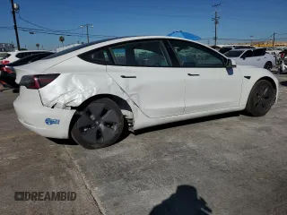2023 Tesla Model 3 z VIN 5YJ3E1EA7PF430495, wystawiony jako Copart lot #64046515 z przebiegiem 32 829 mil mil oraz Szkoda całkowita • Salvage title. Historia ofert i sprzedaży dostępna na DreamBid. Obrazek 3.