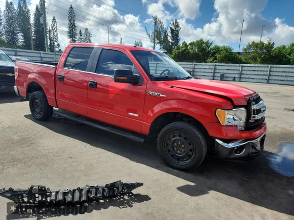 2014 Ford F-150 XL with VIN 1FTFW1CT3EFC74625, listed as a Copart auction lot 62128225 with 223,803 mi miles and Salvage title. Bid and sale history available at DreamBid. Image 4.