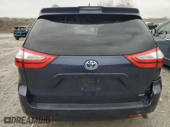 2018 Toyota Sienna XLE Auto Access Seat with VIN 5TDYZ3DC7JS905347, listed as a Copart auction lot 51348005 with 90,476 mi miles and Salvage Title. Bid and sale history available at carsss.com. Image 6.