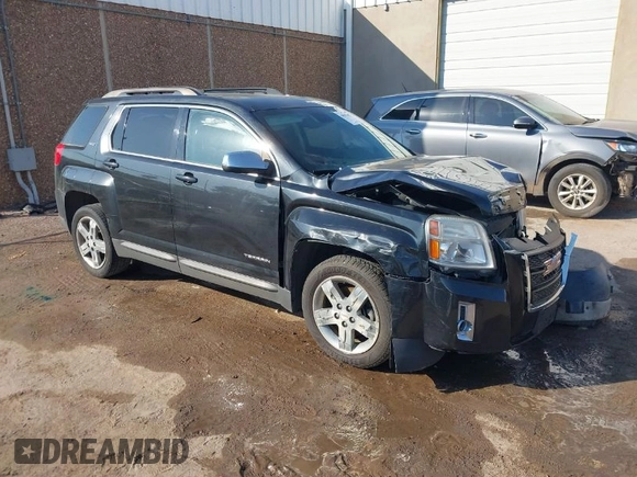2012 GMC Terrain SLT-1 with VIN 2GKFLVE53C6151515, listed as a IAAI auction lot 40553423 with 151,365 mi miles. Bid and sale history available at carsss.com. Image 1.