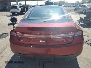 2013 Lincoln MKZ z VIN 3LN6L2GK3DR817386, wystawiony jako Copart lot #55602535 z przebiegiem 121 664 mil mil oraz Szkoda całkowita • Salvage title. Historia ofert i sprzedaży dostępna na DreamBid. Obrazek 6.