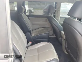 2017 Kia Sedona LX with VIN KNDMB5C16H6281288, listed as a Copart auction lot 72551224 with 110,411 mi miles and Clean Title. Bid and sale history available at carsss.com. Image 11.