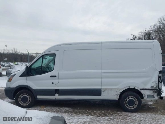 2015 Ford Transit Van with VIN 1FTBW2CM0FKA39962, listed as a IAAI auction lot 41370832 with NaN miles. Bid and sale history available at carsss.com. Image 14.