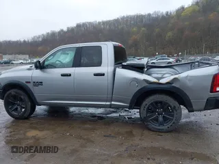 2021 Ram 1500 Warlock z VIN 1C6RR7GT0MS505043, wystawiony jako IAAI lot #41993392 z przebiegiem 86 811 mil mil oraz . Historia ofert i sprzedaży dostępna na DreamBid. Obrazek 14.