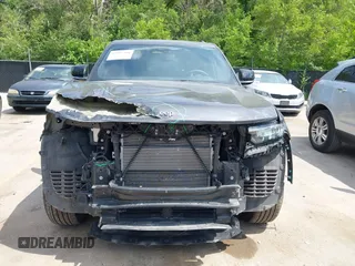 2024 Jeep Grand Cherokee with VIN 1C4RJYB68RC132293, listed as a IAAI auction lot 42597310 with 39,517 mi miles and . Bid and sale history available at DreamBid. Image 12.