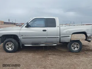 1999 Dodge Ram 1500 with VIN 3B7HF13Z8XG140644, listed as a IAAI auction lot 41971280 with 157,584 mi miles. Bid and sale history available at carsss.com. Image 14.