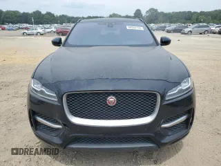 2018 Jaguar F-Pace with VIN SADCL2FN2JA252044, listed as a Copart auction lot 66564134 with 67,515 mi miles and Salvage title. Bid and sale history available at DreamBid. Image 5.