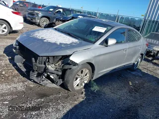 2020 Hyundai Elantra SEL z VIN 5NPD84LF6LH547993, wystawiony jako IAAI lot #41036804 z przebiegiem 72 360 mil mil oraz . Historia ofert i sprzedaży dostępna na DreamBid. Obrazek 18.