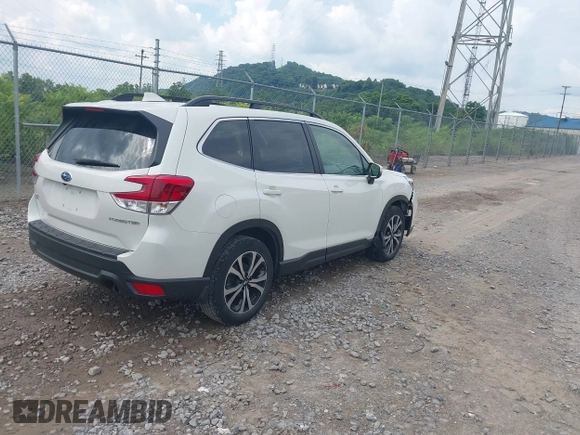 2019 Subaru Forester Limited with VIN JF2SKAUC0KH535445, listed as a IAAI auction lot 42628804 with 16,742 mi miles and . Bid and sale history available at DreamBid. Image 4.