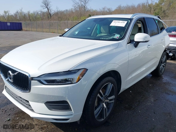 2019 Volvo XC60 Momentum with VIN LYV102DK0KB219297, listed as a IAAI auction lot 41781458 with 80,524 mi miles. Bid and sale history available at carsss.com. Image 17.