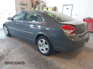 2007 Saturn Aura XE z VIN 1G8ZS57NX7F113634, wystawiony jako IAAI lot #42220503 z przebiegiem 102 611 mil mil oraz . Historia ofert i sprzedaży dostępna na DreamBid. Obrazek 3.