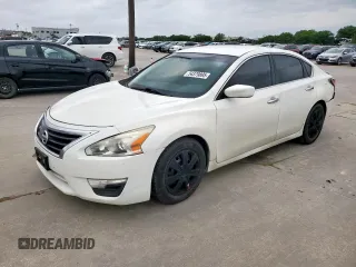 2015 Nissan Altima S with VIN 1N4AL3AP8FN385320, listed as a Copart auction lot 54379895 with 147,826 mi miles and Salvage Title. Bid and sale history available at DreamBid. Image 1.