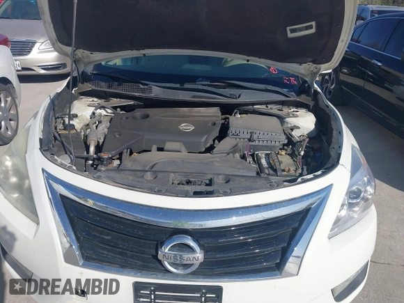 2014 Nissan Altima 2.5 with VIN 1N4AL3AP8EN249994, listed as a IAAI auction lot 41830999 with 154,760 mi miles. Bid and sale history available at carsss.com. Image 10.