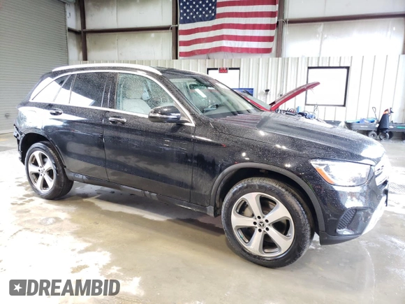 2022 Mercedes-Benz GLC 300 z VIN W1N0G8EB5NV395185, wystawiony jako Copart lot #52590045 z przebiegiem 28 791 mil mil oraz Szkoda całkowita • Salvage title. Historia ofert i sprzedaży dostępna na DreamBid. Obrazek 4.