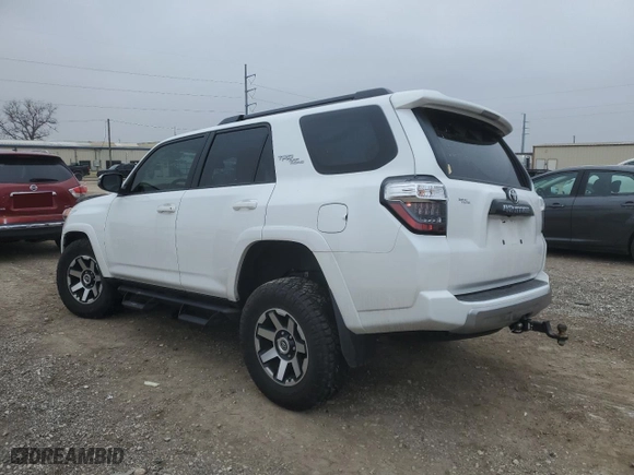 2024 Toyota 4Runner TRD Off Road with VIN JTERU5JR6R6221761, listed as a Copart auction lot 42538315 with 19,986 mi miles and Salvage Title. Bid and sale history available at carsss.com. Image 2.