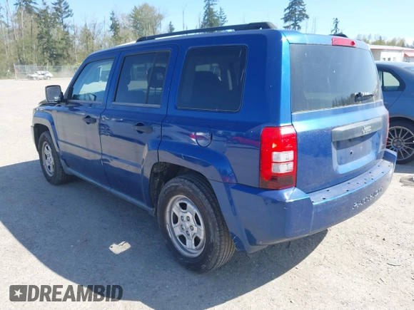 2009 Jeep Patriot Sport with VIN 1J4FT28B29D167558, listed as a IAAI auction lot 42035618 with 166,854 mi miles. Bid and sale history available at carsss.com. Image 3.