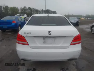 2016 Hyundai Equus Signature z VIN KMHGH4JH5GU106039, wystawiony jako IAAI lot #41913941 z przebiegiem 103 126 mil mil oraz . Historia ofert i sprzedaży dostępna na DreamBid. Obrazek 16.