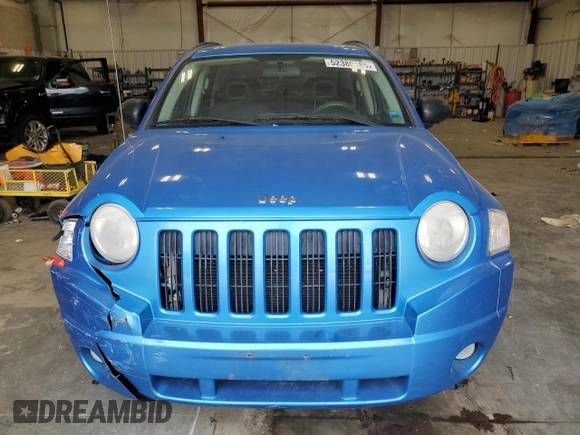 2008 Jeep Compass Sport with VIN 1J8FT47W48D795215, listed as a Copart auction lot 52380185 with 149,164 mi miles and Clean Title. Bid and sale history available at carsss.com. Image 5.