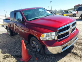 2019 Ram 1500 Classic Tradesman with VIN 1C6RR6FT8KS704222, listed as a IAAI auction lot 41825575 with 117,040 mi miles. Bid and sale history available at carsss.com. Image 1.