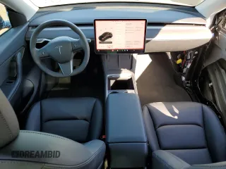 2022 Tesla Model Y Long Range z VIN 7SAYGDEE2NF391349, wystawiony jako Copart lot #85351924 z przebiegiem 5 670 mil mil oraz Szkoda całkowita • Salvage title. Historia ofert i sprzedaży dostępna na DreamBid. Obrazek 8.