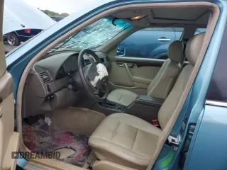 1994 Mercedes-Benz C 230/260/280/320 with VIN WDBHA28E8RF098148, listed as a Copart auction lot 60884345 with 238,600 mi miles and Salvage title. Bid and sale history available at DreamBid. Image 7.
