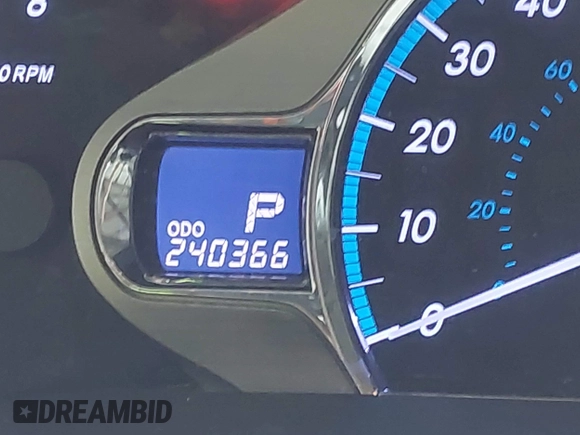 2014 Toyota Sienna XLE with VIN 5TDYK3DC6ES444121, listed as a IAAI auction lot 42110190 with 240,366 mi miles and . Bid and sale history available at DreamBid. Image 15.