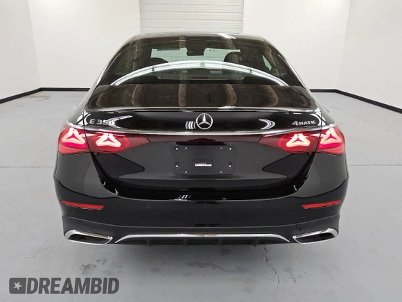 2025 Mercedes-Benz E 350 with VIN W1KLF4HB5SA134109, listed as a Copart auction lot 56200205 with 3,624 mi miles and Clean Title. Bid and sale history available at DreamBid. Image 6.