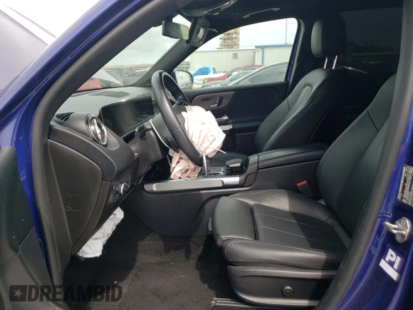 2021 Mercedes-Benz GLB 250 z VIN W1N4M4GB4MW155022, wystawiony jako Copart lot #53795505 z przebiegiem 41 191 mil mil oraz Szkoda całkowita • Salvage title. Historia ofert i sprzedaży dostępna na DreamBid. Obrazek 7.