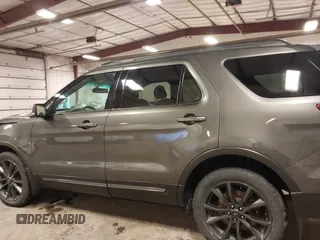 2017 Ford Explorer XLT with VIN 1FM5K8D86HGA22842, listed as a IAAI auction lot 41979924 with 103,486 mi miles and . Bid and sale history available at carsss.com. Image 14.