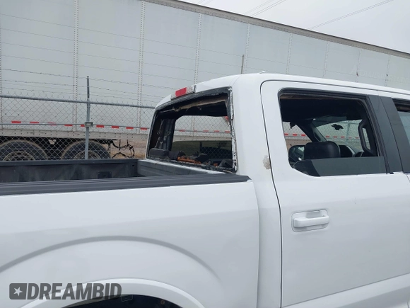 2019 Ford F-150 XL with VIN 1FTEW1E53KKE13293, listed as a IAAI auction lot 41449185 with 68,215 mi miles. Bid and sale history available at carsss.com. Image 6.