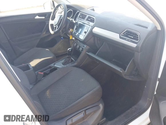 2021 Volkswagen Tiguan S с VIN 3VV1B7AX6MM107853, выставлен на аукционе IAAI как лот 41854767 с пробегом 67 569 миль миль и . История ставок и продаж доступна на DreamBid. Изображение 5.