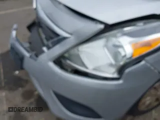 2019 Nissan Versa SV z VIN 3N1CN7AP7KL832771, wystawiony jako IAAI lot #42124711 z przebiegiem 160 856 mil mil oraz . Historia ofert i sprzedaży dostępna na DreamBid. Obrazek 6.