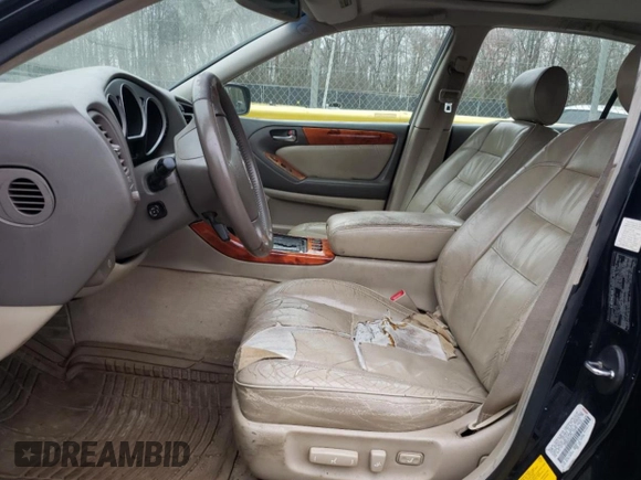 2001 Lexus GS 300 with VIN JT8BD69S310129970, listed as a Copart auction lot 49068105 with 193,101 mi miles and Salvage Title. Bid and sale history available at DreamBid. Image 7.