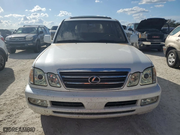 2003 Lexus LX 470 with VIN JTJHT00W833533180, listed as a Copart auction lot 75102374 with 0 mi miles and Non Repairable. Bid and sale history available at carsss.com. Image 5.