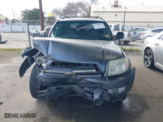 2005 Toyota 4Runner SR5 with VIN JTEZU14R850055504, listed as a IAAI auction lot 41708872 with 270,835 mi miles. Bid and sale history available at carsss.com. Image 12.
