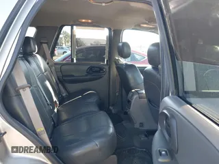 2003 Chevrolet TrailBlazer LS with VIN 1GNDS13S132365429, listed as a IAAI auction lot 41643164 with 196,033 mi miles. Bid and sale history available at carsss.com. Image 8.