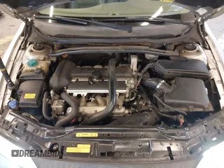 2005 Volvo XC70 with VIN YV1SZ592651196201, listed as a IAAI auction lot 41507550 with 244,252 mi miles and . Bid and sale history available at DreamBid. Image 10.